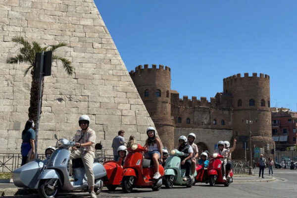Vespa Sidecar Roma La Dolce Vita 1