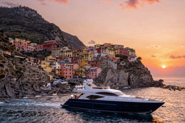 WOW! Tour privato sulla Riviera Ligure in YACHT 1